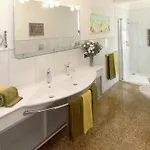 Business In By Interhome