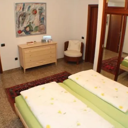 Appartamento Business In By Interhome