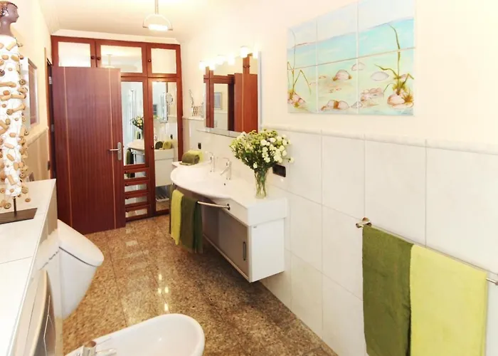 Business In By Interhome Apartament *