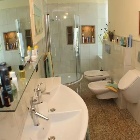 Business In By Interhome